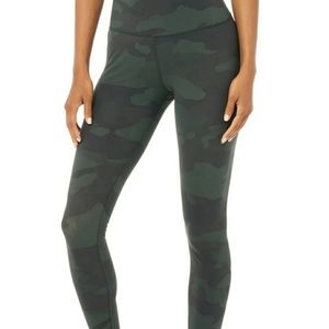 Alo yoga camo leggings